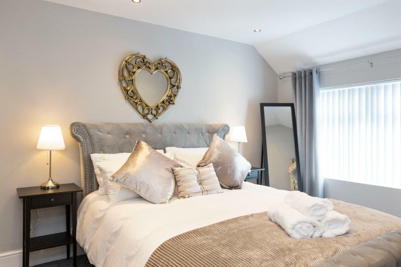 Chestnut House, Beautiful, Spacious & Comfortable 벨파스트 외부 사진